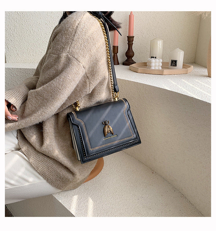 Vintage Bee Chain Crossbody Bag | PU Square Shoulder Handbag A53