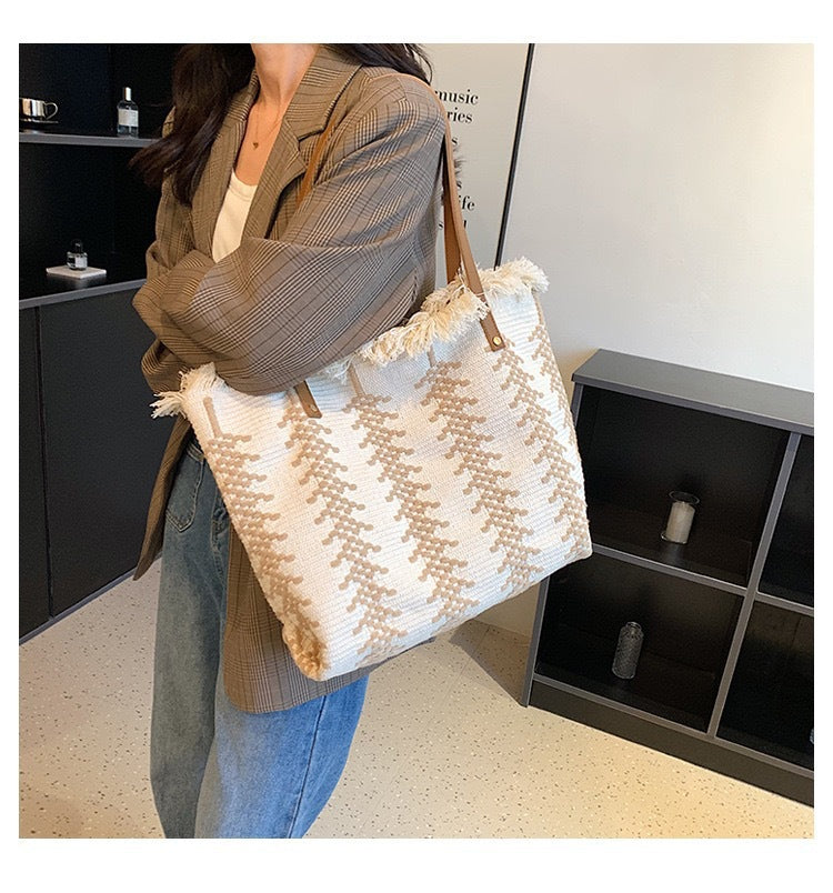 Large Canvas Tassel Tote Bag | Woven Shoulder Bag for Women A57