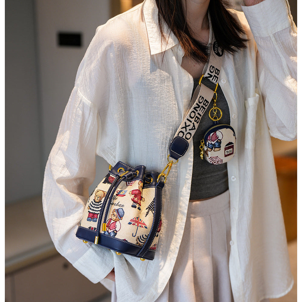 Cartoon Bear Canvas Bucket Bag | Cute Crossbody Bag for Women A52