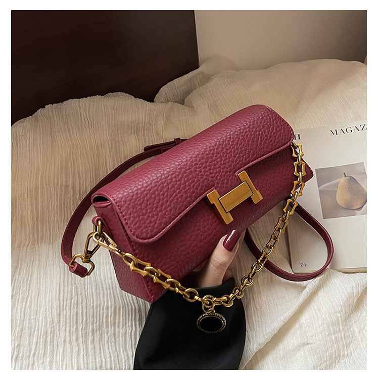 Women's Chain Shoulder Bag | Retro PU Baguette with H-Buckle A18