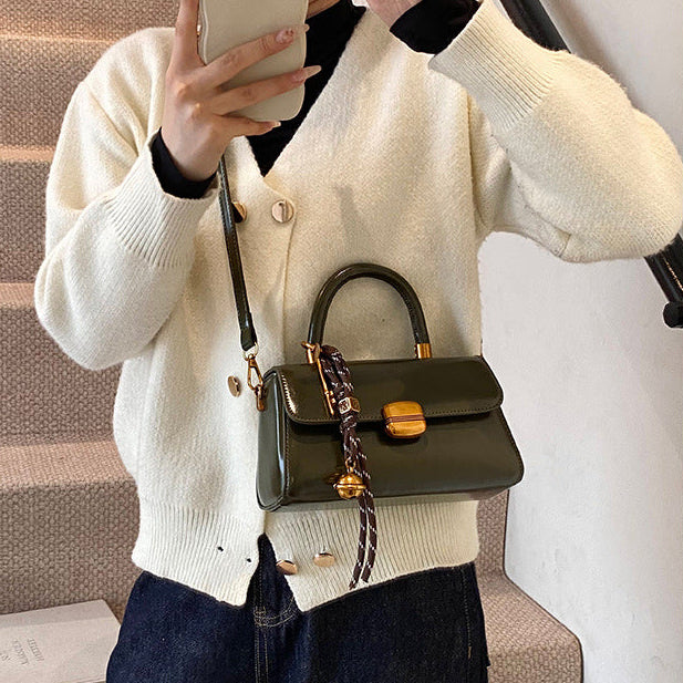 Korean Retro Lock Clasp Handbag for Women | PU Leather Chain Bag A38