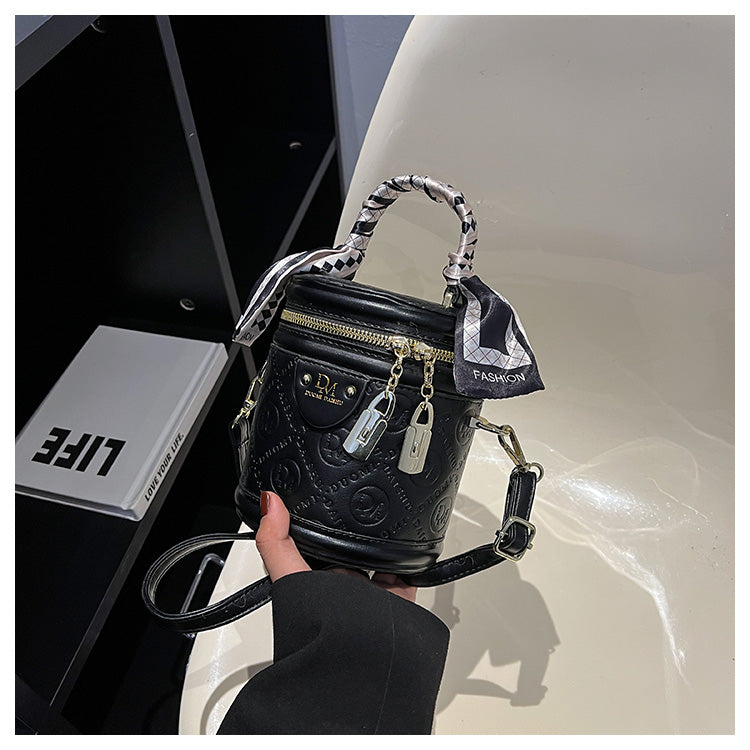 Niche PU Bucket Bag with Lid | Textured Crossbody Bag for Women A55