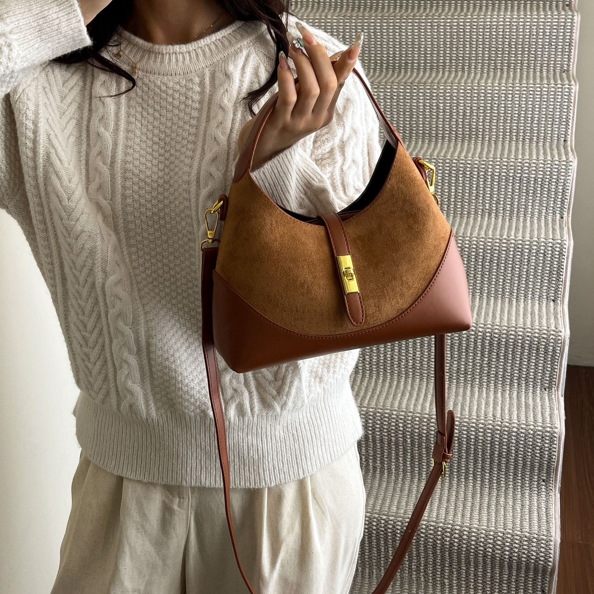 Women's Suede Contrast Shoulder Bag Spliced Bucket with Gold Lock A35