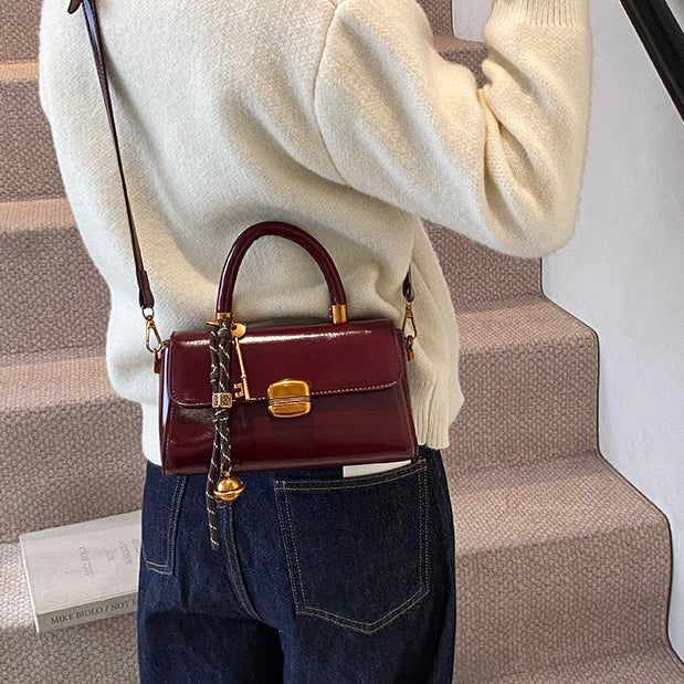 Korean Retro Lock Clasp Handbag for Women | PU Leather Chain Bag A38